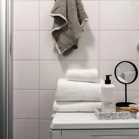 Roost Toinen Linja Apartman Helsinki